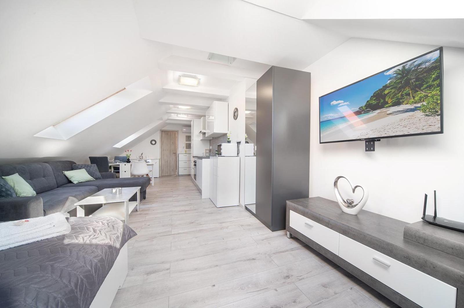 Agoston Apartman 1-2 - Lora,Marci 페치 외부 사진